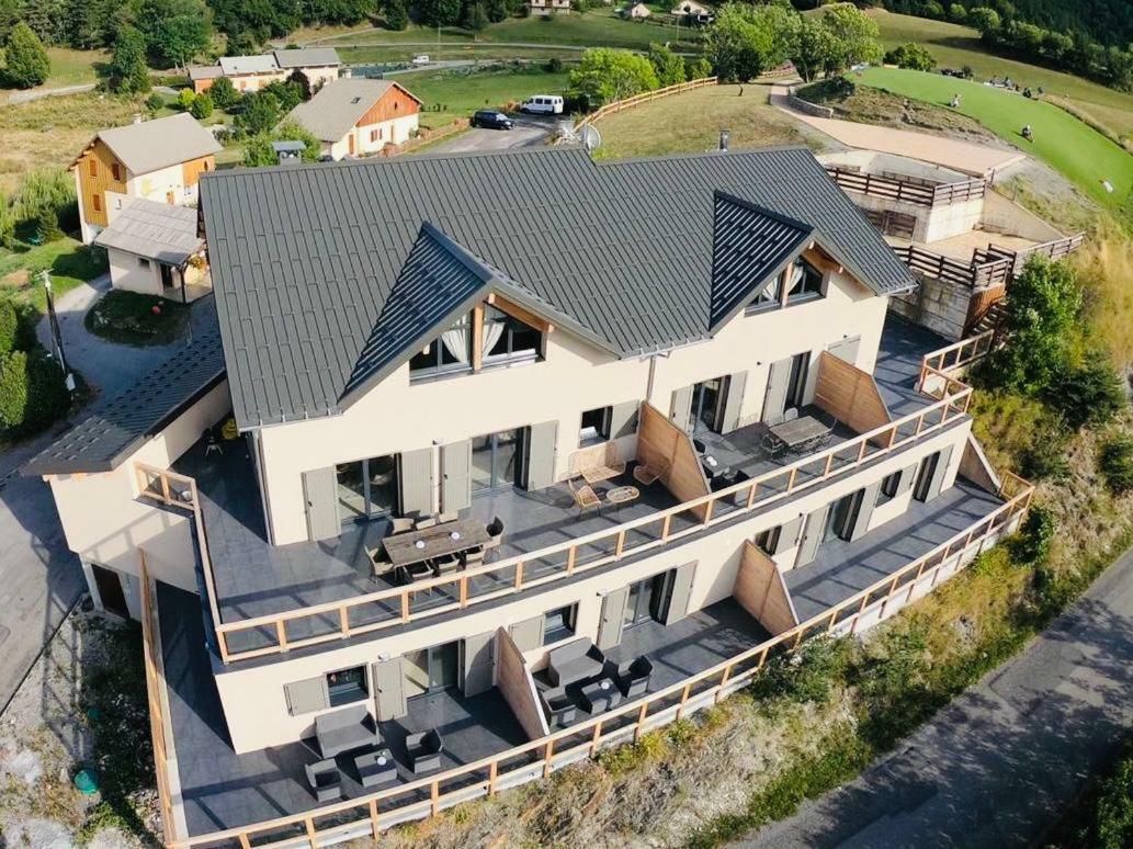 Paralodge Saint-Vincent-les-Forts Zewnętrze zdjęcie